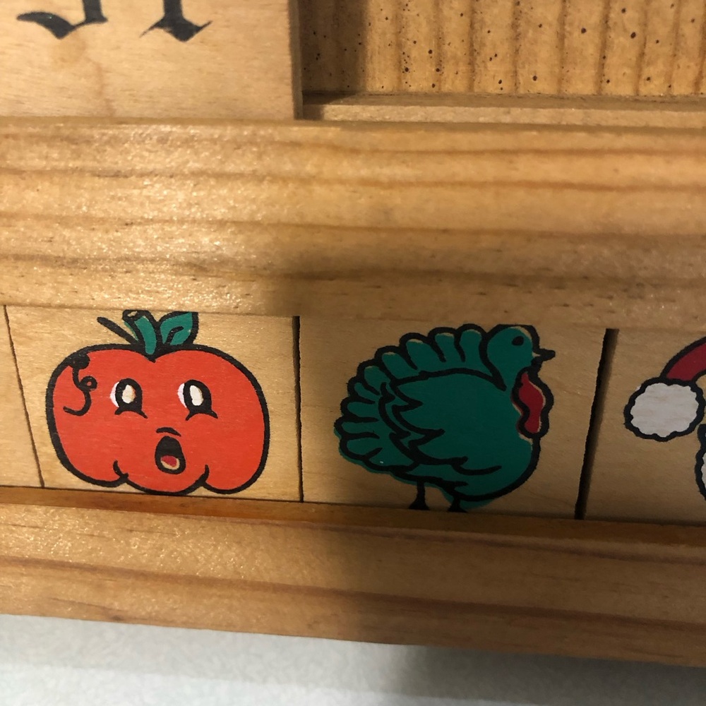 Vintage Wooden Perpetual Calendar Noah's Ark - Picture 15 of 16